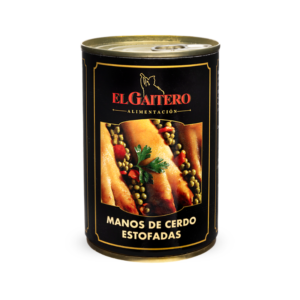 Platos cocinados hechos por El Gaitero de manos de cerdo guisadas